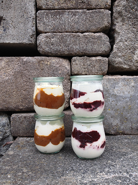 2QBr1GG4NrYSyzx Brombeer-Dessert
