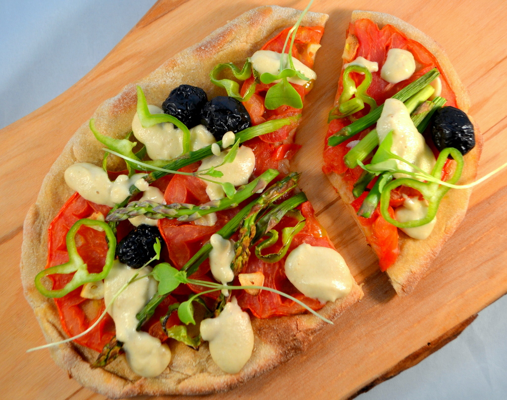 9krsXAqQtTpz77U Gemuese_Pizza